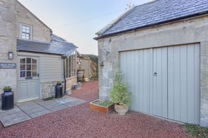 Photo 27- click for photo gallery